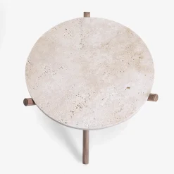 tavolino in pietra travertino beige naturam con gambe in noce canaletto*Veltha Outdoor Stone Design Clearance