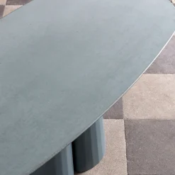 Tavolino ovale Fusto Ultramarine II*Forma & Cemento New