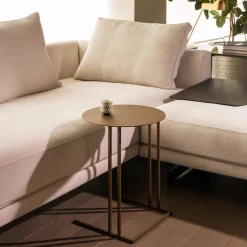 Tavolino Thabit rotondo in acciaio marrone*Splot Design Sale