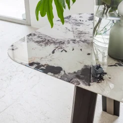 Tavolo Bridge Patagonia effetto marmo e rovere*Morica Design