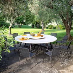 Tavolo da pranzo esterno in pietra travertino beige Hermu 180*Veltha Outdoor Stone Design Best