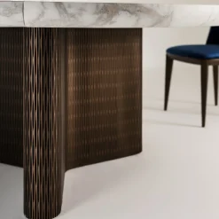 Tavolo da pranzo Infinity di Cesare Arosio*Laura Meroni New