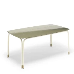 Tavolo da pranzo outdoor Alì in pietra lavica verde terra di Lorenza Bozzoli*Jwana Hamdan Clearance