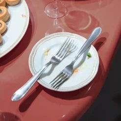 Tavolo da pranzo Pranzo Rosso*Punto Zero Sale