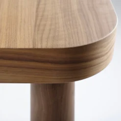 Tavolo da pranzo Saüle in noce canaletto*Gebrüder Thonet Vienna GmbH (GTV) – Wiener GTV Design Discount