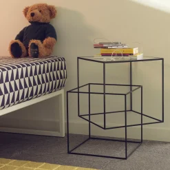 Thin Black Table di Nendo*Cappellini