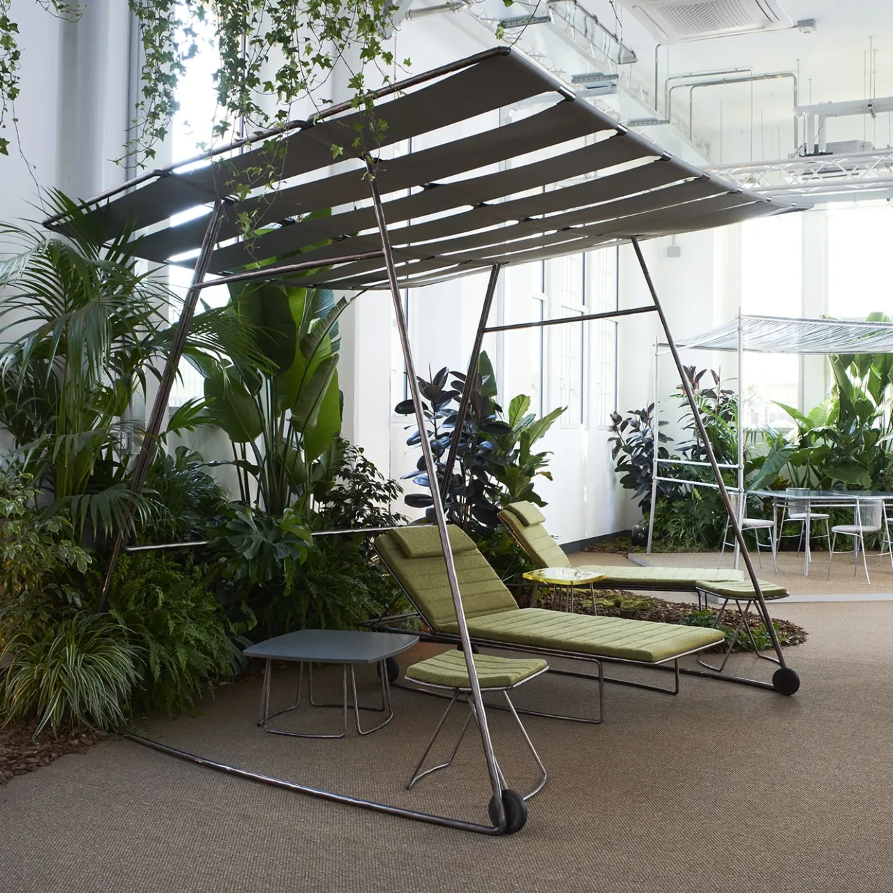 Tipo Letto solare verde di Stormo Studio*Dante Negro Outlet